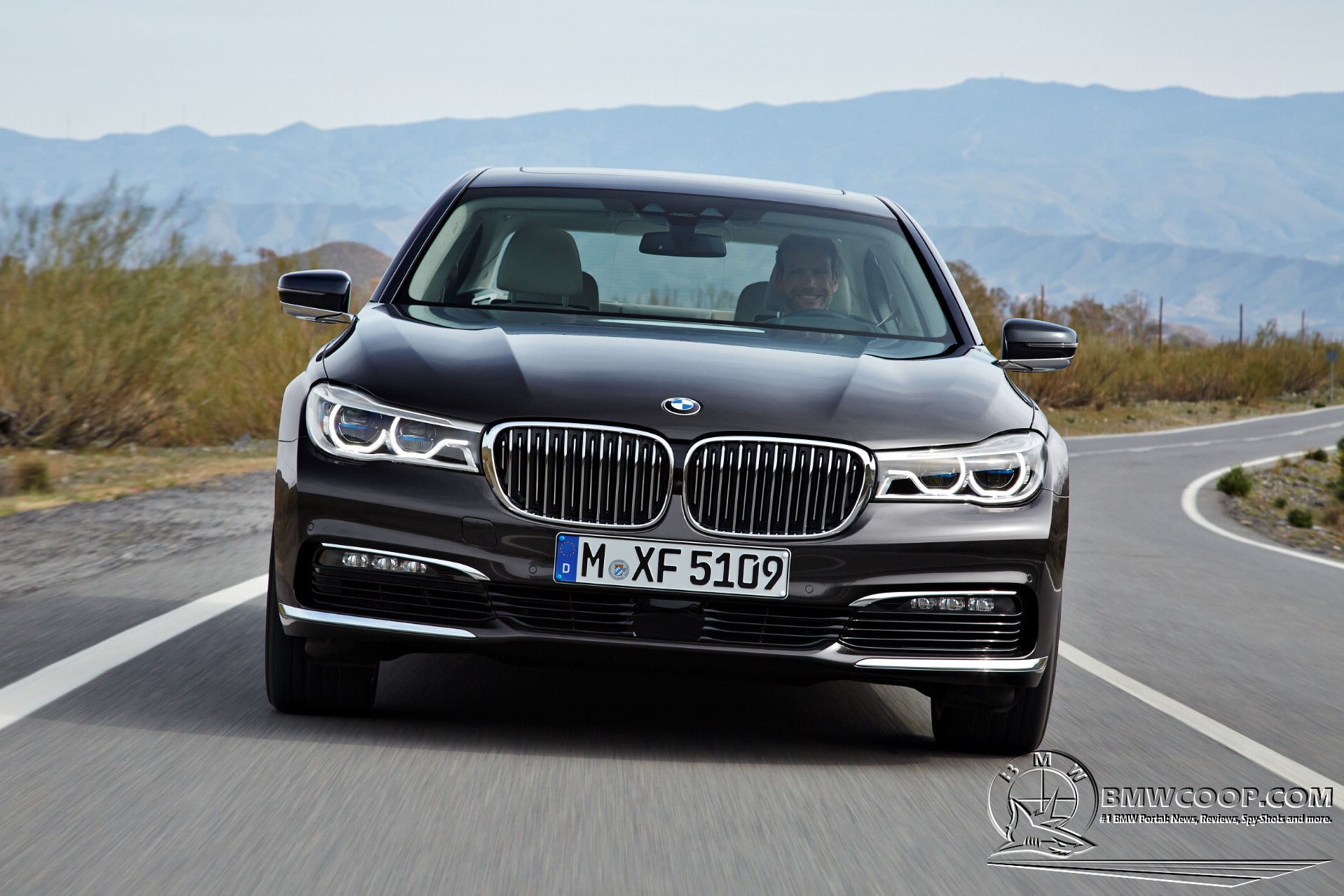 Report States BMW 7-Series Might Come with Two V12 Mills