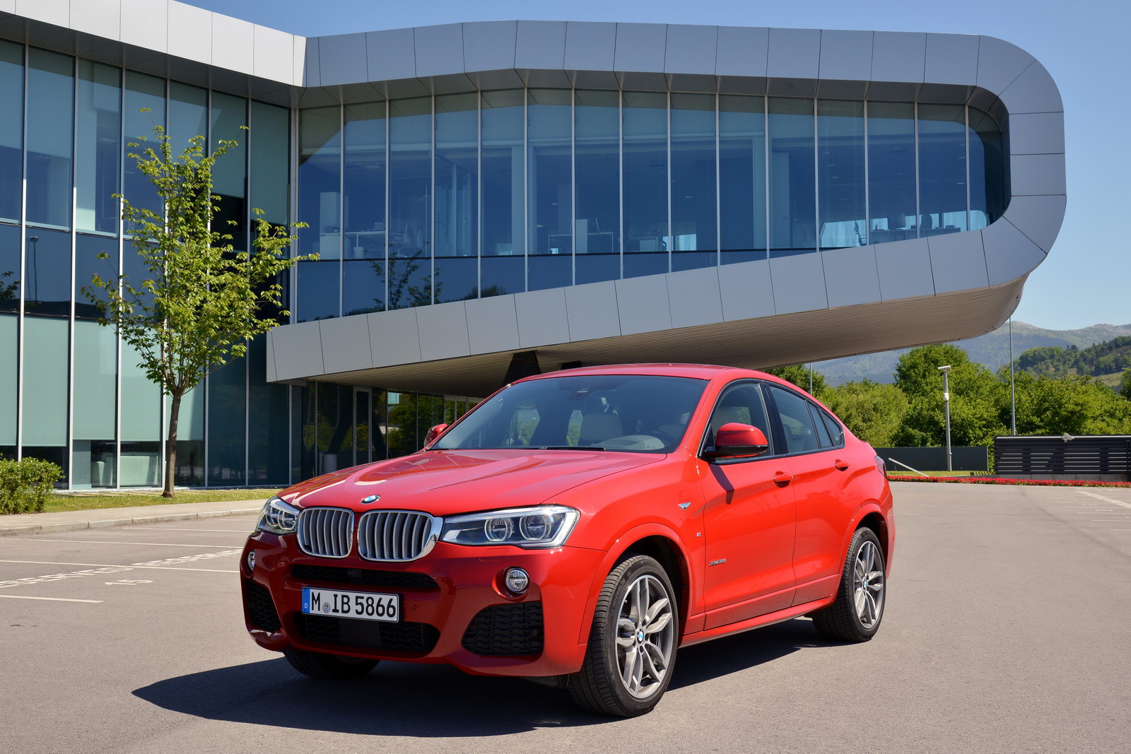 BMW X4 Starts Production in Brazil