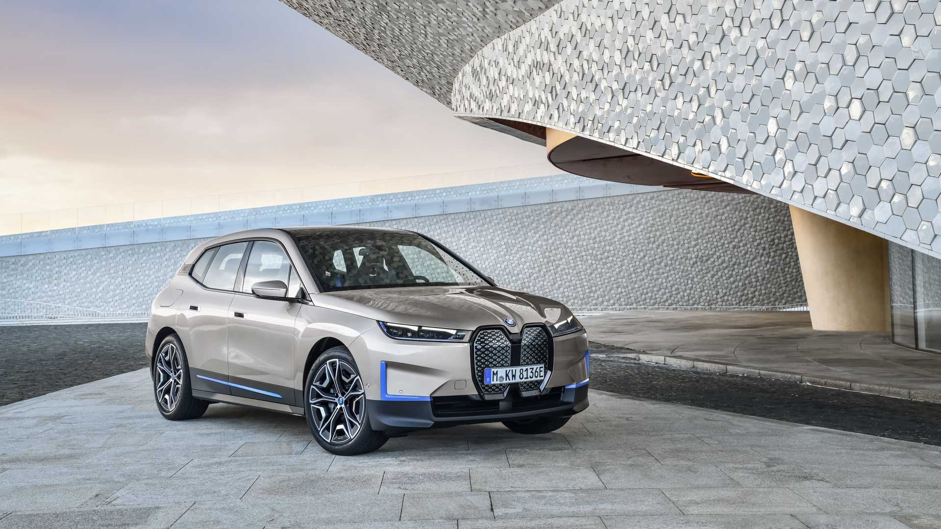 BMW iX – The Ultimate EV High-Tech Flagship