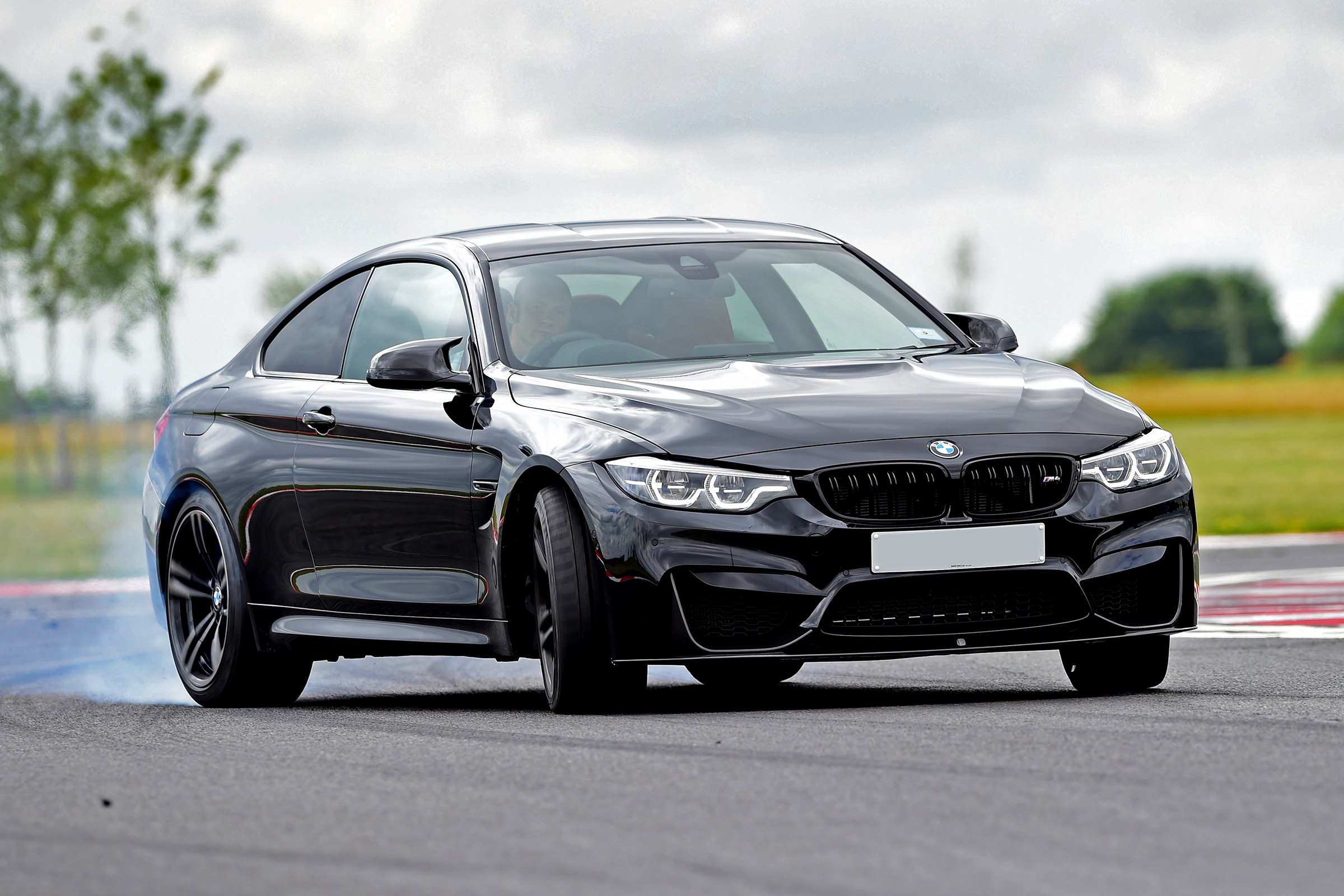The Advantages of Rear Wheel Drive Cars