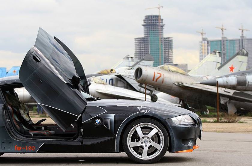 BMW Z4 M gets Focke-Wulf 190 paintjob