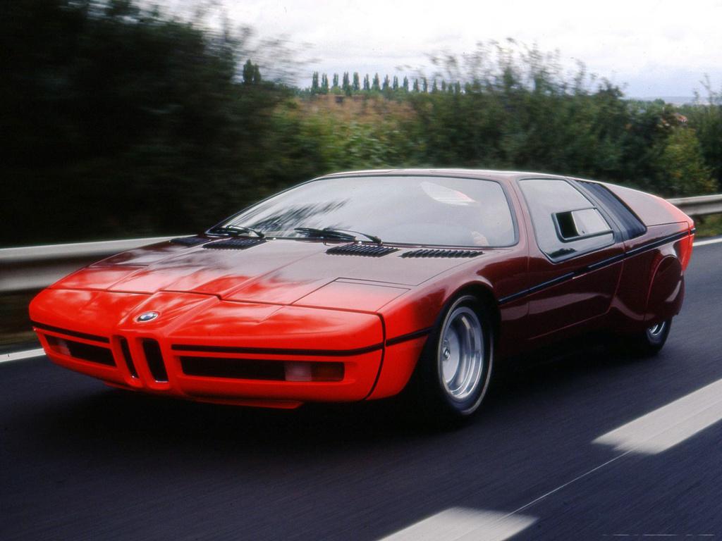 BMW Turbo Concept Gets Highlighted by Adrian van Hooydonk
