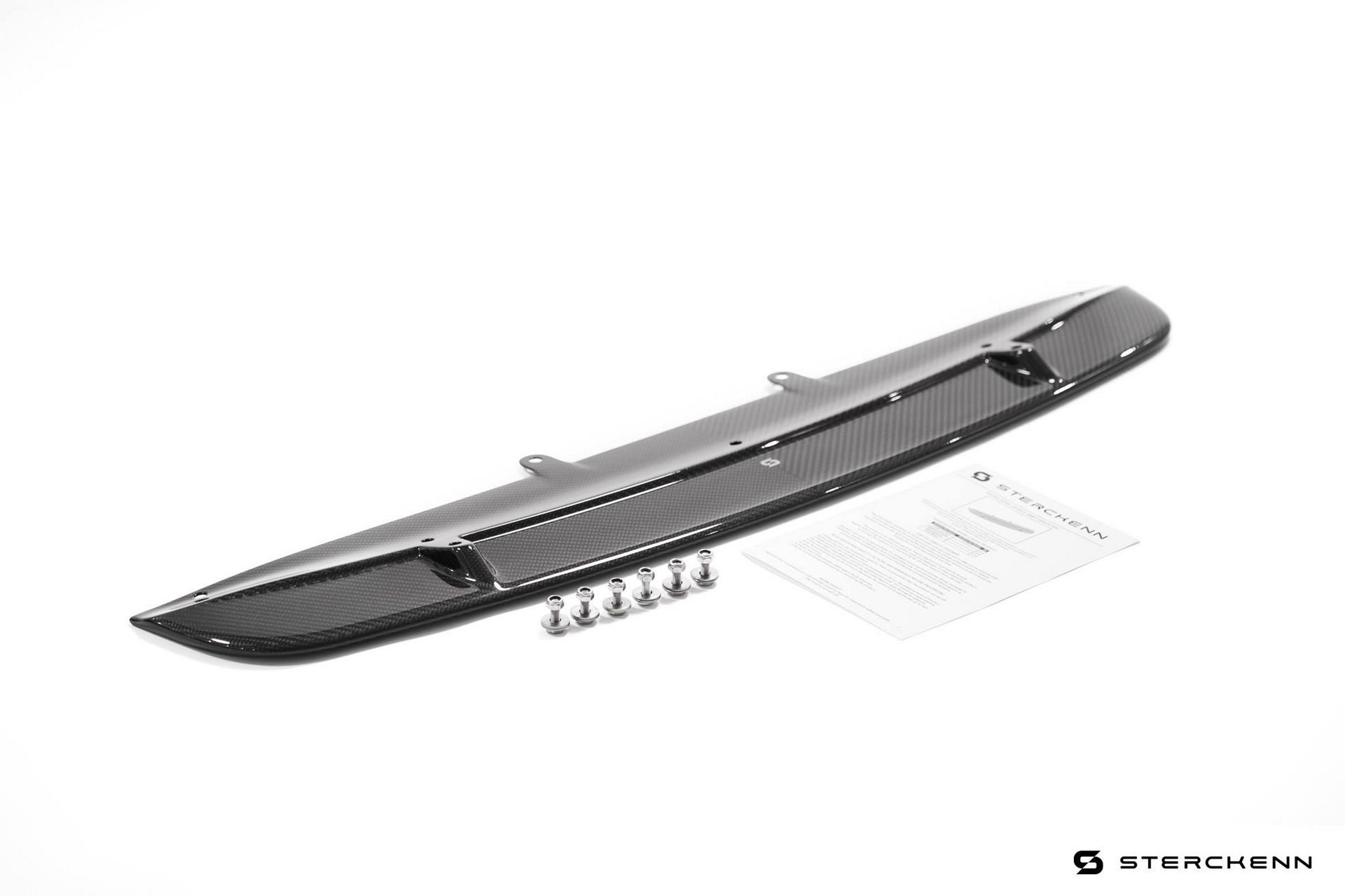 G30/G31 BMW 5-Series with Sterckenn Carbon Fiber Front Spoiler Lip